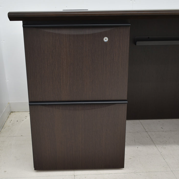 【中古】イトーキ XWシリーズ 役員用両袖机 幅1800 2025050802【中古オフィス家具】