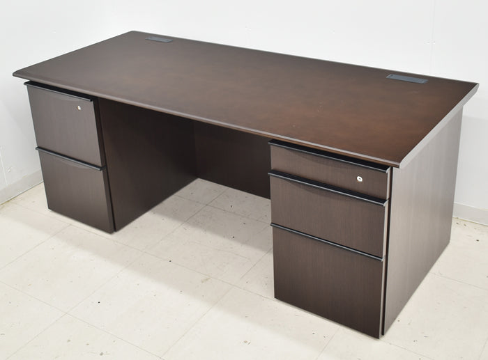 【中古】イトーキ XWシリーズ 役員用両袖机 幅1800 2025050802【中古オフィス家具】