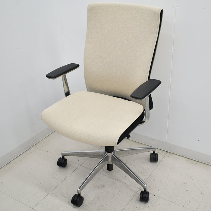 【中古】コクヨ プント ハイバック 固定肘 ポリッシュ 2023年製 2025051407【中古オフィス家具】