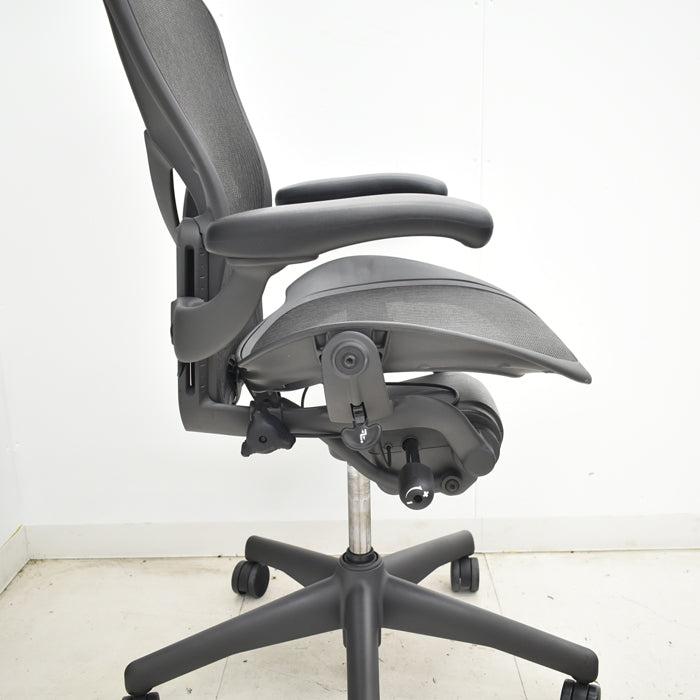 【中古】ハーマンミラー アーロンチェア Bサイズ フル装備 ポスチャーフィット 肘レバータイプ 2025051904【中古オフィス家具】
