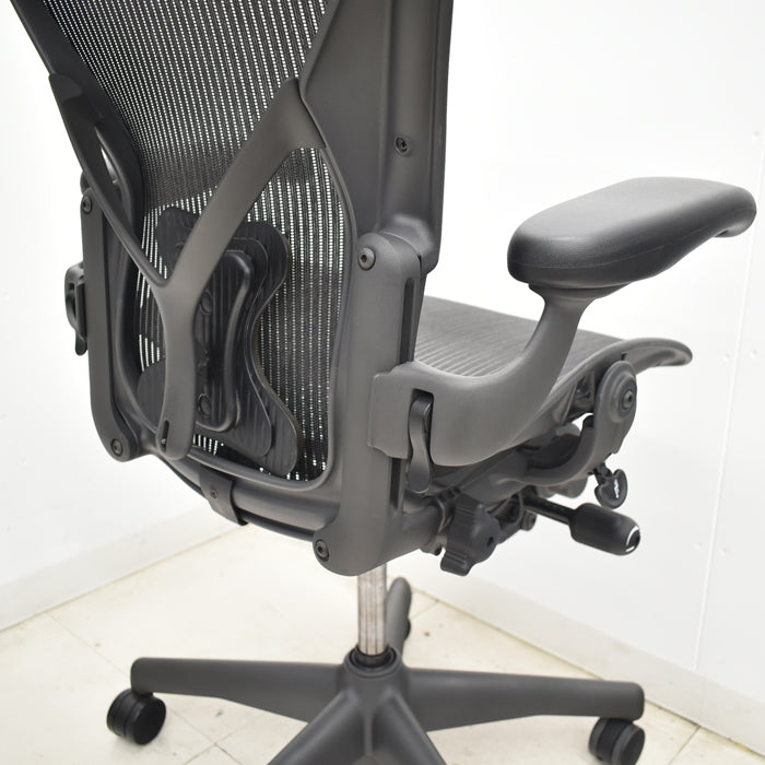 【中古】ハーマンミラー アーロンチェア Bサイズ フル装備 ポスチャーフィット 肘レバータイプ 2025051904【中古オフィス家具】