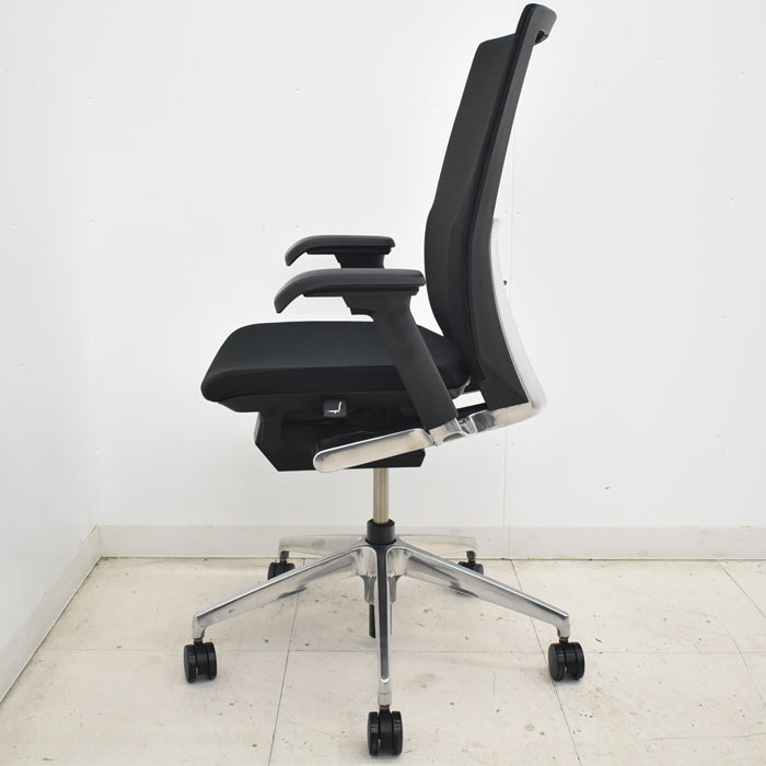 【中古】イトーキ ヴェント ハイバック 可動肘 オートマチックランバーテンション ポリッシュ 2018年製 2025060302【中古オフィス家具】