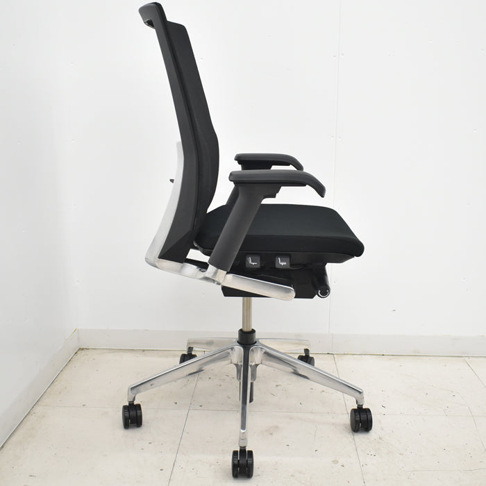 【中古】イトーキ ヴェント ハイバック 可動肘 オートマチックランバーテンション ポリッシュ 2018年製 2025060302【中古オフィス家具】