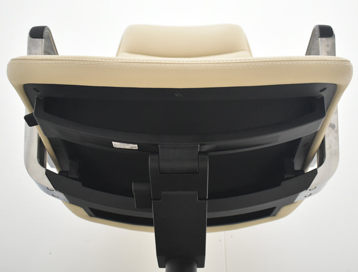 【中古】コクヨ ファブレ アディショナルバック 革張り アルミサークル肘 ポリウレタン巻きキャスター ストライプバック 2022年製 2025070801【中古オフィス家具】