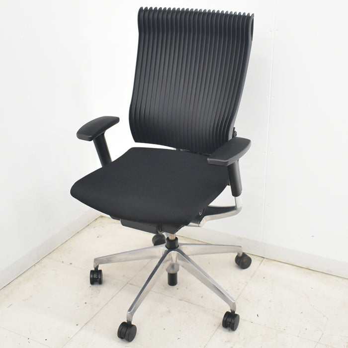 【中古】イトーキ スピーナ 可動肘 エラストマーバック ポリッシュ アクティブランバーサポート 2025070905【中古オフィス家具】