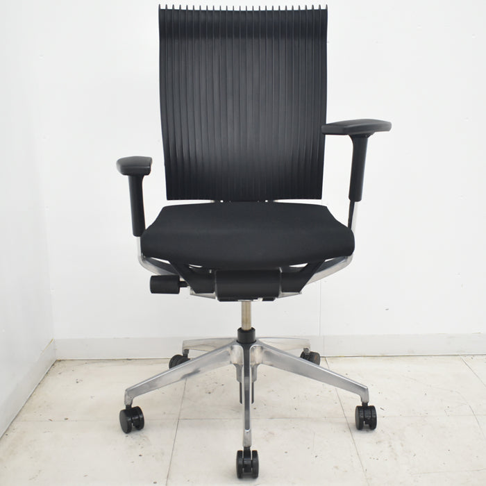 【中古】イトーキ スピーナ 可動肘 エラストマーバック ポリッシュ アクティブランバーサポート 2025070905【中古オフィス家具】