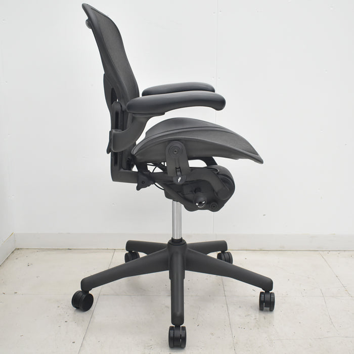 【中古】ハーマンミラー アーロンチェア Aサイズ フル装備 ポスチャーフィット 肘レバータイプ 2025071001【中古オフィス家具】