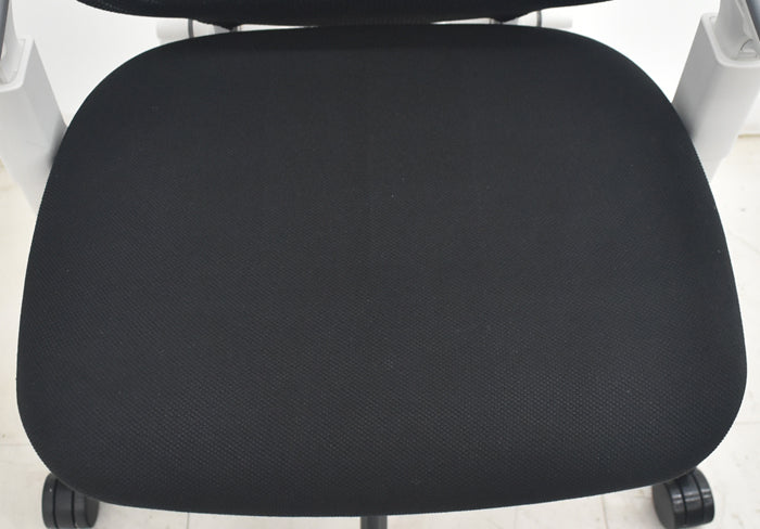 【中古】コクヨ デュオラ 可動肘 2018年製 2025071506【中古オフィス家具】