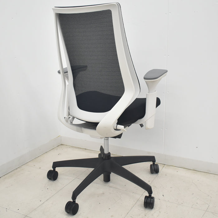 【中古】コクヨ デュオラ 可動肘 2018年製 2025071506【中古オフィス家具】