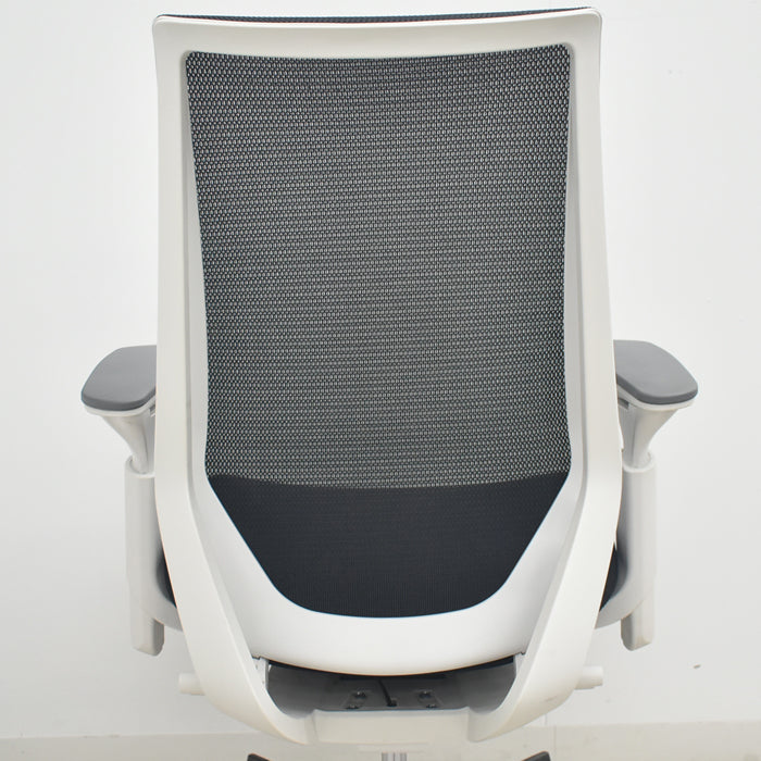 【中古】コクヨ デュオラ 可動肘 2018年製 2025071506【中古オフィス家具】