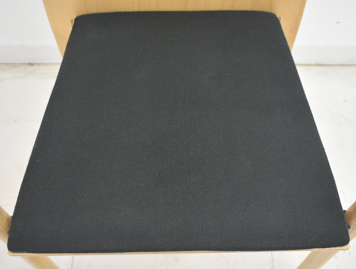 【中古】THONET 木製アームチェア 曲木 2025071507【中古オフィス家具】
