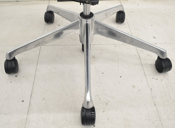 【中古】オカムラ バロン ハイバック 可動肘 ポリッシュ 2025071704【中古オフィス家具】