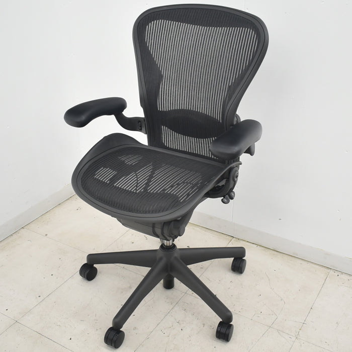 【中古】ハーマンミラー アーロンチェア Bサイズ フル装備 ランバーサポート 2025071903【中古オフィス家具】