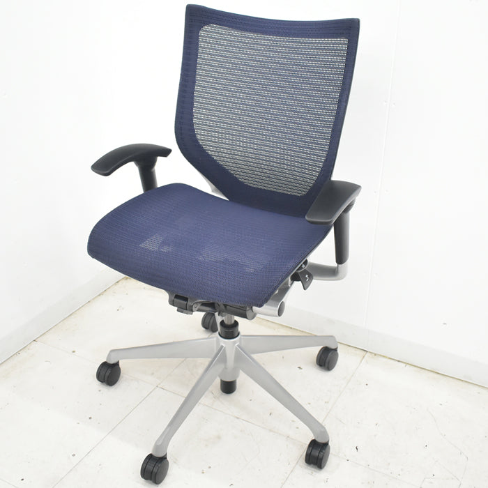 【中古】オカムラ バロン ローバック 可動肘 シルバー脚 2025072304【中古オフィス家具】