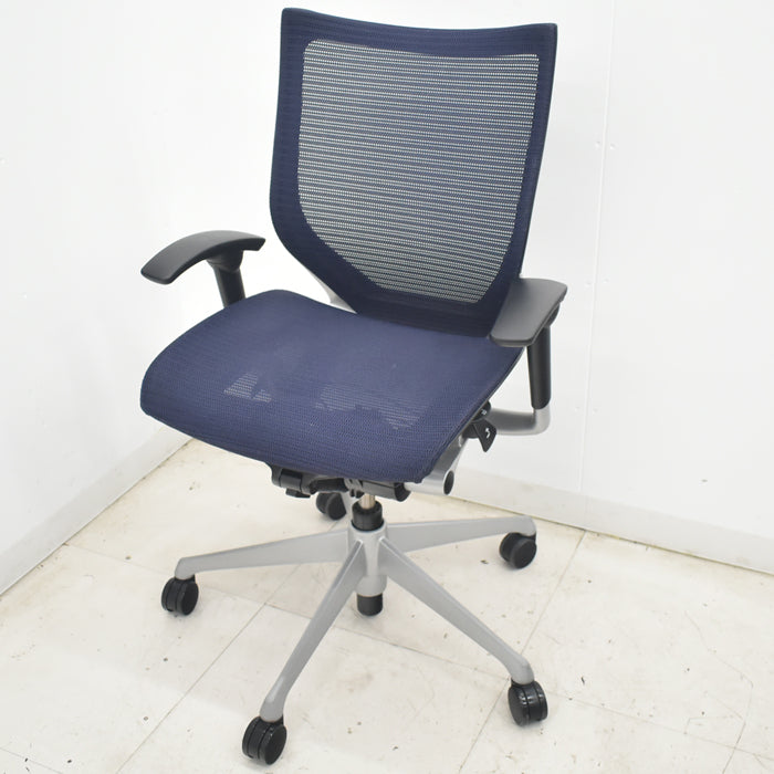 【中古】オカムラ バロン ローバック 可動肘 シルバー脚 2025072305【中古オフィス家具】