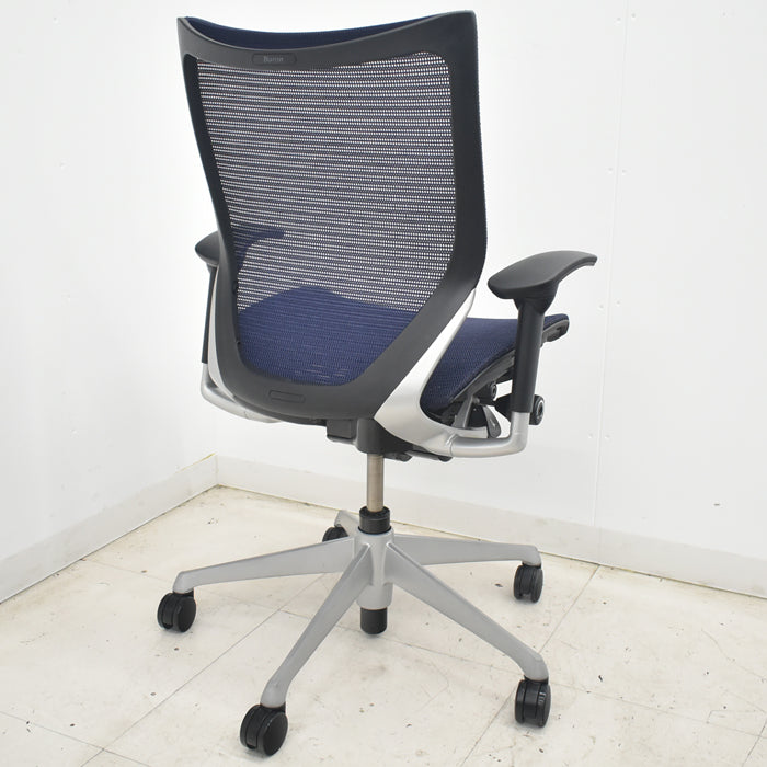 【中古】オカムラ バロン ローバック 可動肘 シルバー脚 2025072401【中古オフィス家具】
