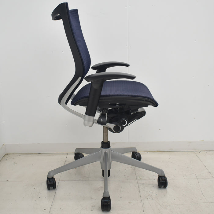 【中古】オカムラ バロン ローバック 可動肘 シルバー脚 2025072402【中古オフィス家具】