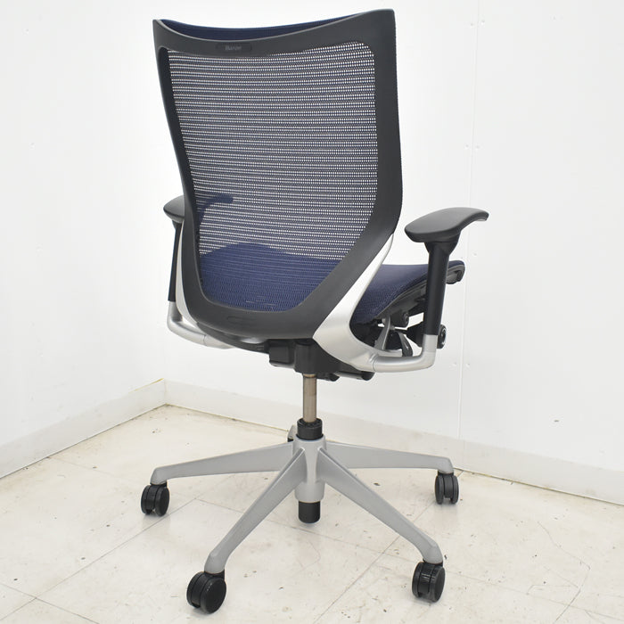 【中古】オカムラ バロン ローバック 可動肘 シルバー脚 2025072402【中古オフィス家具】