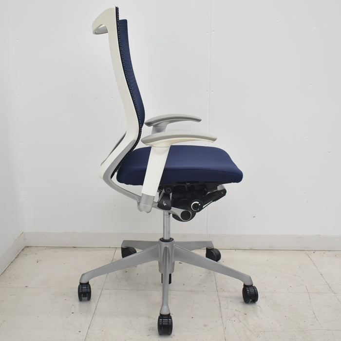 【中古】オカムラ バロン ハイバック 可動肘 シルバー脚 ホワイトフレーム 2025072404【中古オフィス家具】