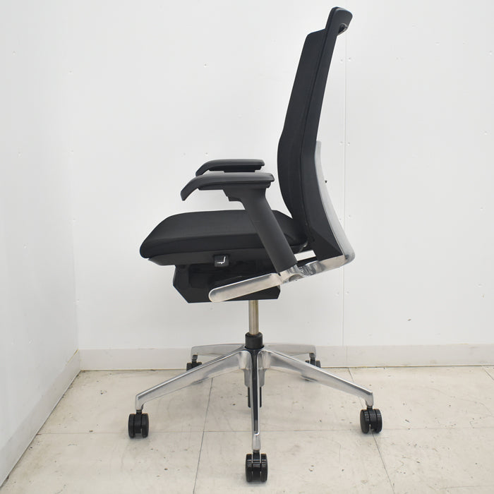 【中古】イトーキ ヴェント ハイバック 可動肘 オートマチックランバーテンション ポリッシュ 2023年製 2025072907【中古オフィス家具】