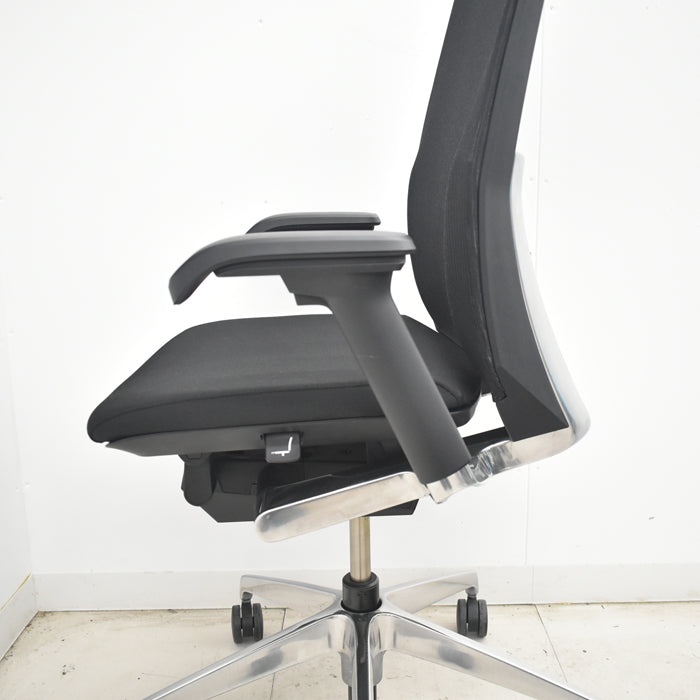 【中古】イトーキ ヴェント ハイバック 可動肘 オートマチックランバーテンション ポリッシュ 2023年製 2025072907【中古オフィス家具】