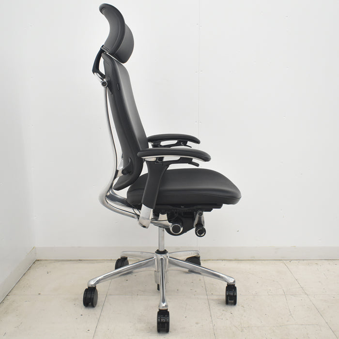 【中古】オカムラ コンテッサ 大型ヘッドレスト 可動肘 アルミポリッシュ 革張り 2025073103【中古オフィス家具】