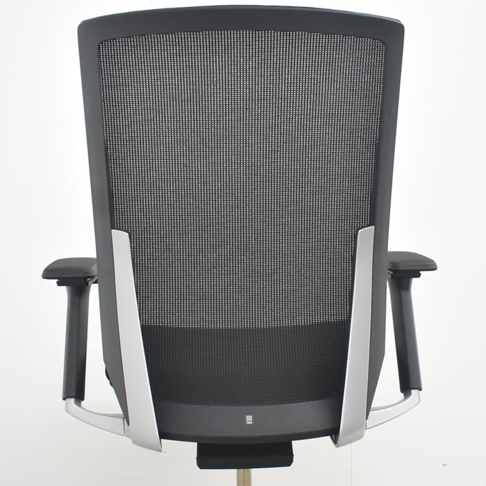 【中古】イトーキ ヴェント ハイバック 可動肘 シルバー脚 2025073105【中古オフィス家具】