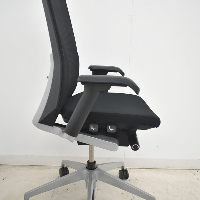 【中古】イトーキ ヴェント ハイバック 可動肘 オートマチックランバーテンション 2017年製 2025080203【中古オフィス家具】