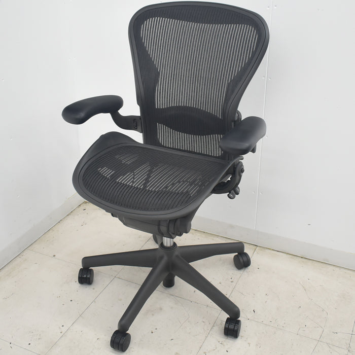 【中古】ハーマンミラー アーロンチェア Bサイズ フル装備 ランバーサポート 2025081607【中古オフィス家具】