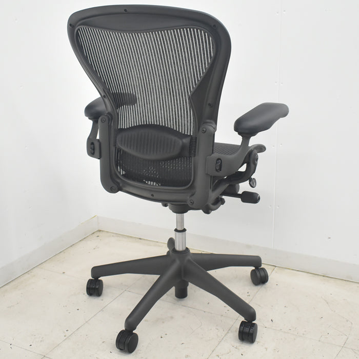【中古】ハーマンミラー アーロンチェア Bサイズ フル装備 ランバーサポート 2025081607【中古オフィス家具】
