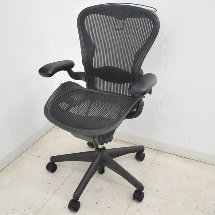 【中古】ハーマンミラー アーロンチェア Bサイズ スタンダード ハンガー ランバーサポート 肘レバータイプ 2025081803【中古オフィス家具】