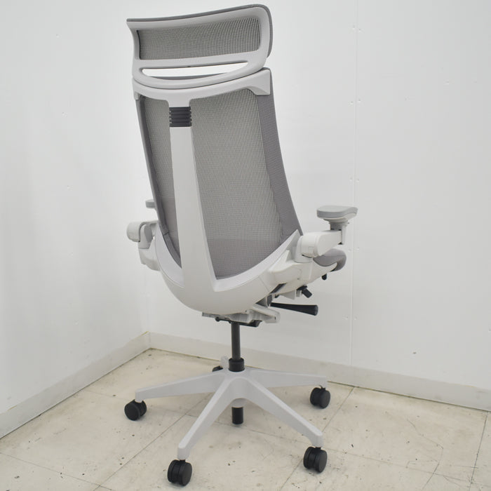 【中古】イトーキ Act アクトチェア エクストラハイバック 4Dリンクアーム 2025082506【中古オフィス家具】