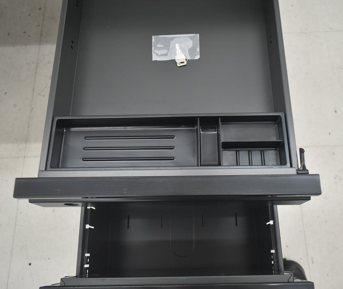 【中古】 オカムラ プロステージクレスト 片袖デスク W1600 2025082601【中古オフィス家具】【中古】