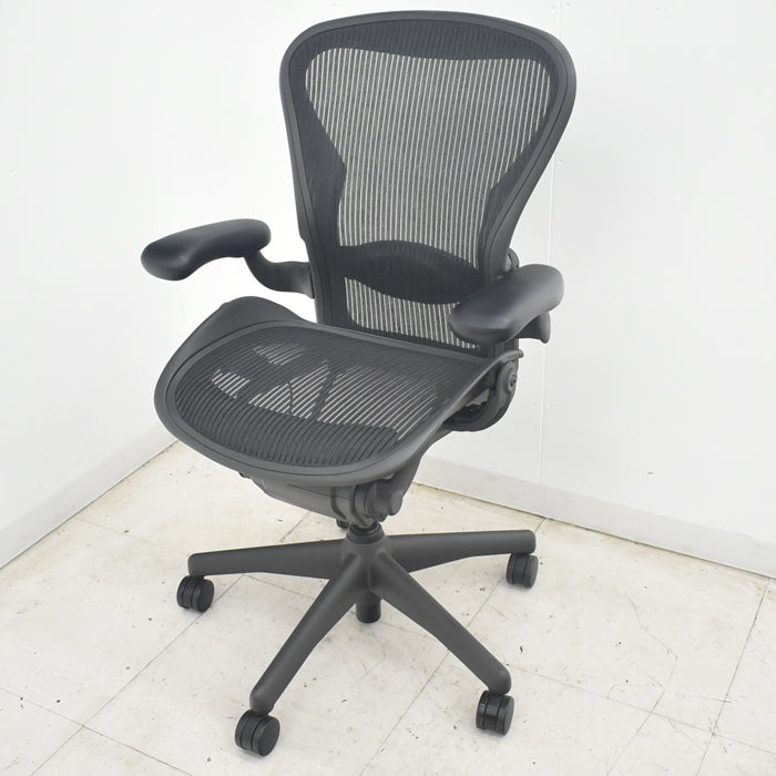 【中古】ハーマンミラー アーロンチェア Bサイズ スタンダード ランバーサポート 2025082804【中古オフィス家具】