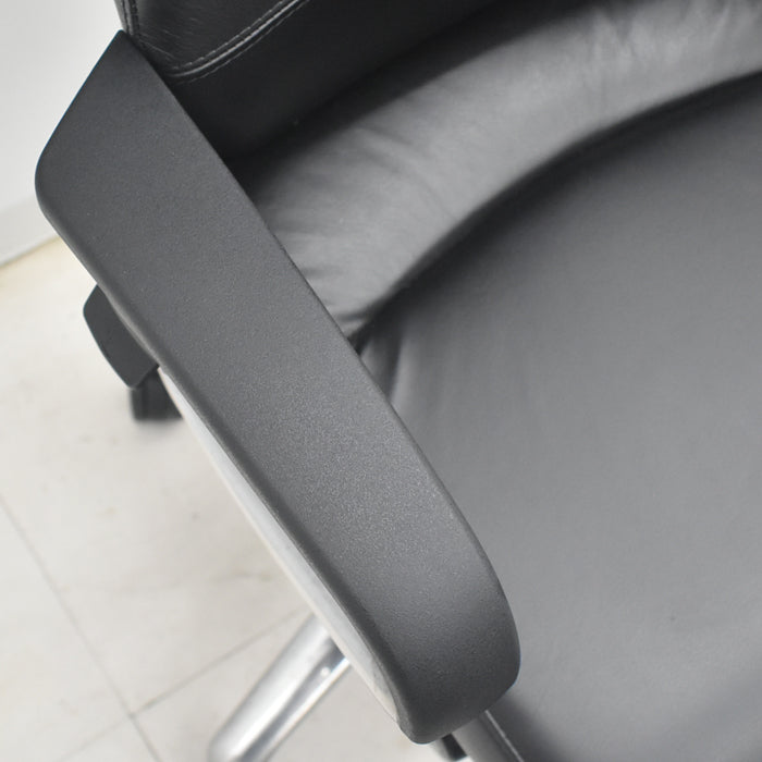 【中古】コクヨ フィロソフィー エクストラハイバック 固定肘 エアランバーサポート ポリッシュ脚 2025090102【中古オフィス家具】