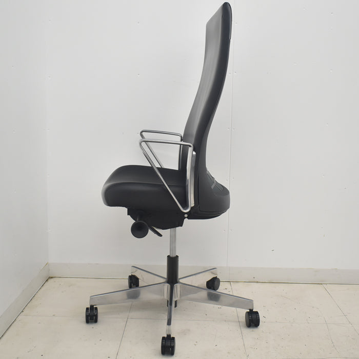 【中古】ノール リミックス ハイバック アルミループ肘 アルミミラー脚 2020年製 革張り 2025090104【中古オフィス家具】