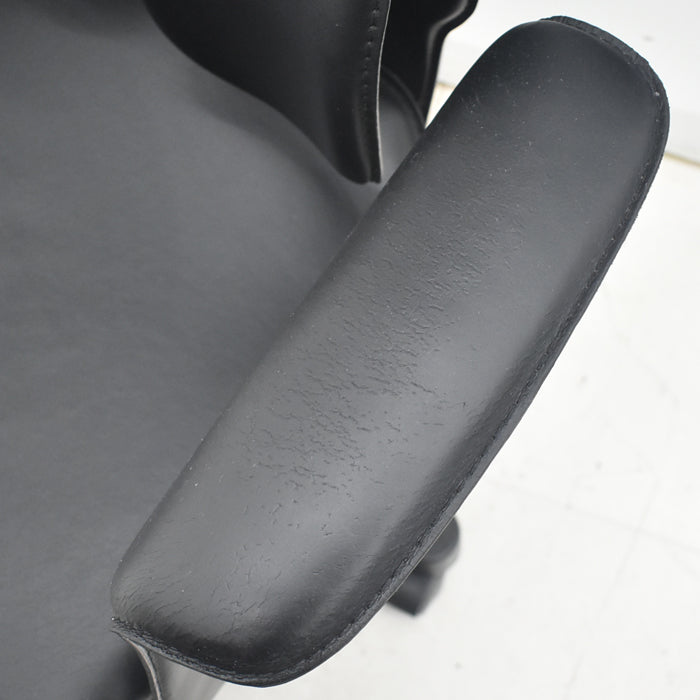 【中古】デュオレスト CHAIRMAN ハイバック ヘッドレスト 固定肘 革張り 2025090105【中古オフィス家具】