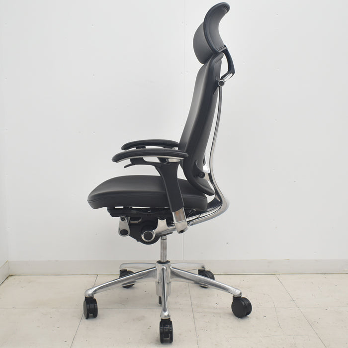 【中古】オカムラ コンテッサ 大型ヘッドレスト 可動肘 アルミポリッシュ 革張り 2025090306【中古オフィス家具】