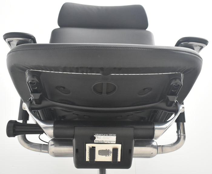 【中古】オカムラ コンテッサ 大型ヘッドレスト 可動肘 アルミポリッシュ 革張り 2025090307【中古オフィス家具】