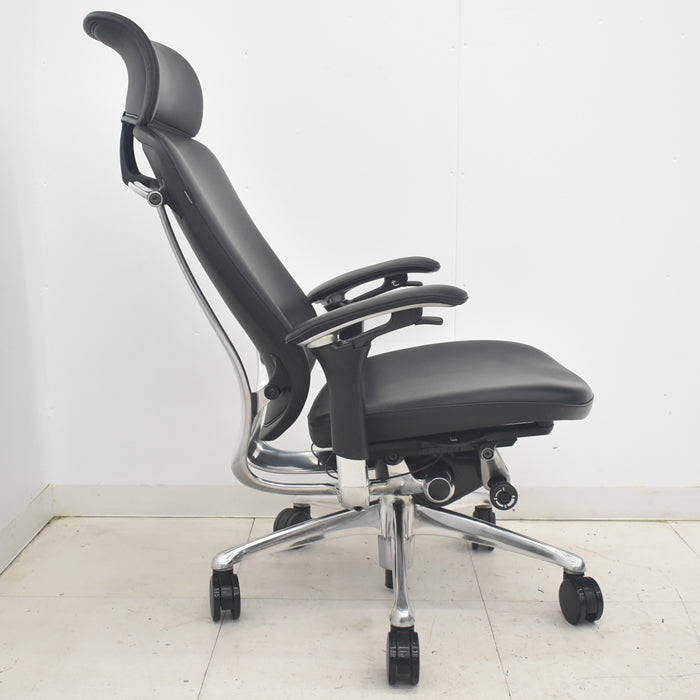 【中古】オカムラ コンテッサ 大型ヘッドレスト 可動肘 アルミポリッシュ 革張り 2025090308【中古オフィス家具】