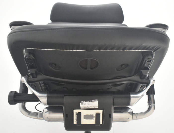 【中古】オカムラ コンテッサ 大型ヘッドレスト 可動肘 アルミポリッシュ 革張り 2025090309【中古オフィス家具】