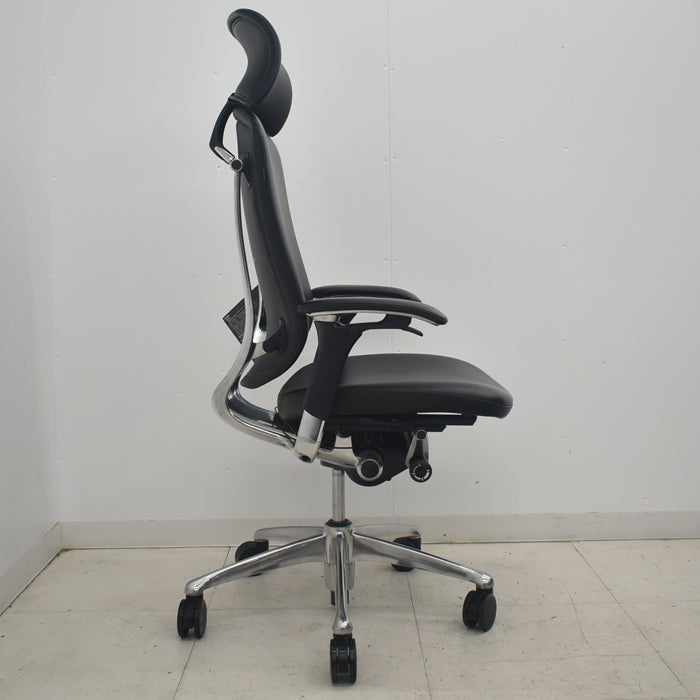 【中古】オカムラ コンテッサ 大型ヘッドレスト 可動肘 アルミポリッシュ 革張り 2025090310【中古オフィス家具】
