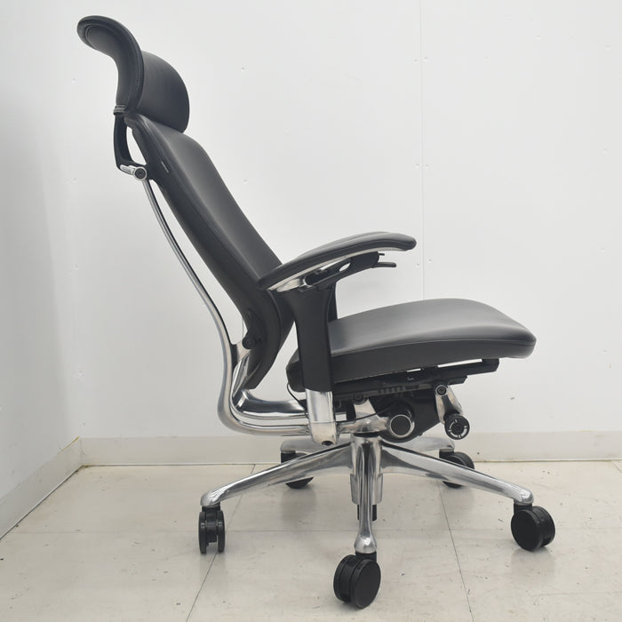 【中古】オカムラ コンテッサ 可動肘 ランバーサポート ポリッシュ 革張り 2025090402【中古オフィス家具】