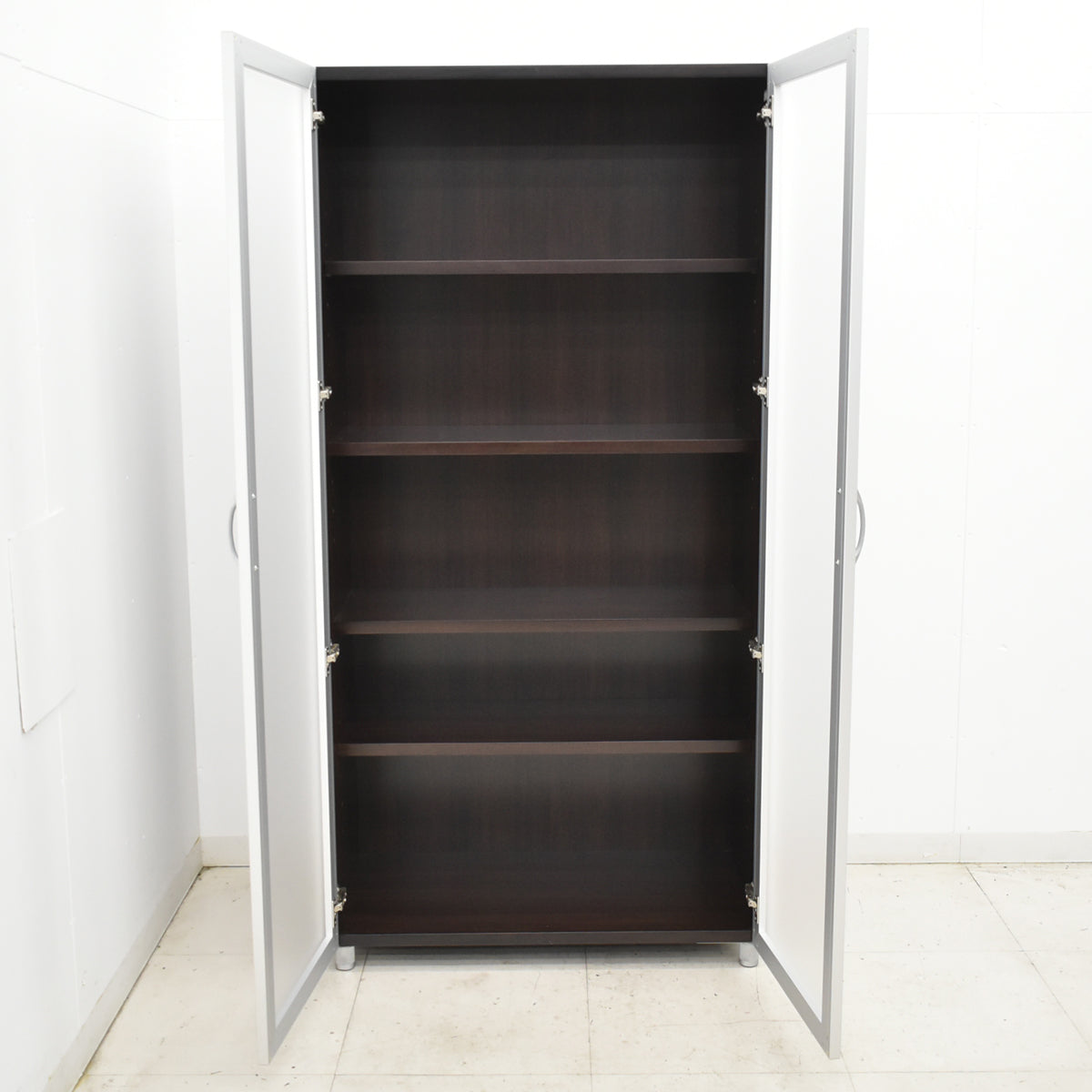 【中古】オカムラ EX-35 書棚(前面アクリル扉)幅900 2025092502【中古オフィス家具】