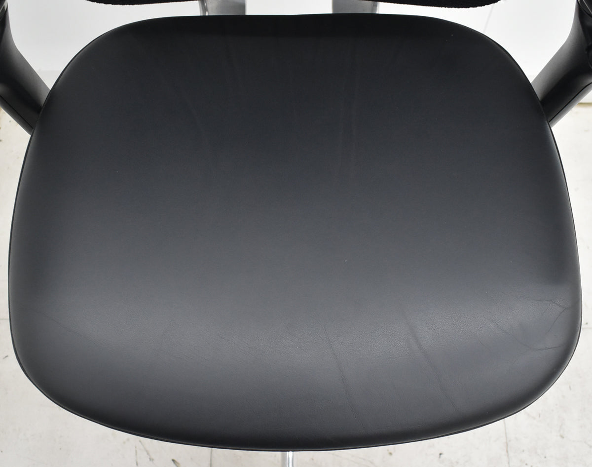 【中古】オカムラ コンテッサ 可動肘 ヘッドレスト ランバーサポート 革張り 肘パッド新品 2025101605【中古オフィス家具】