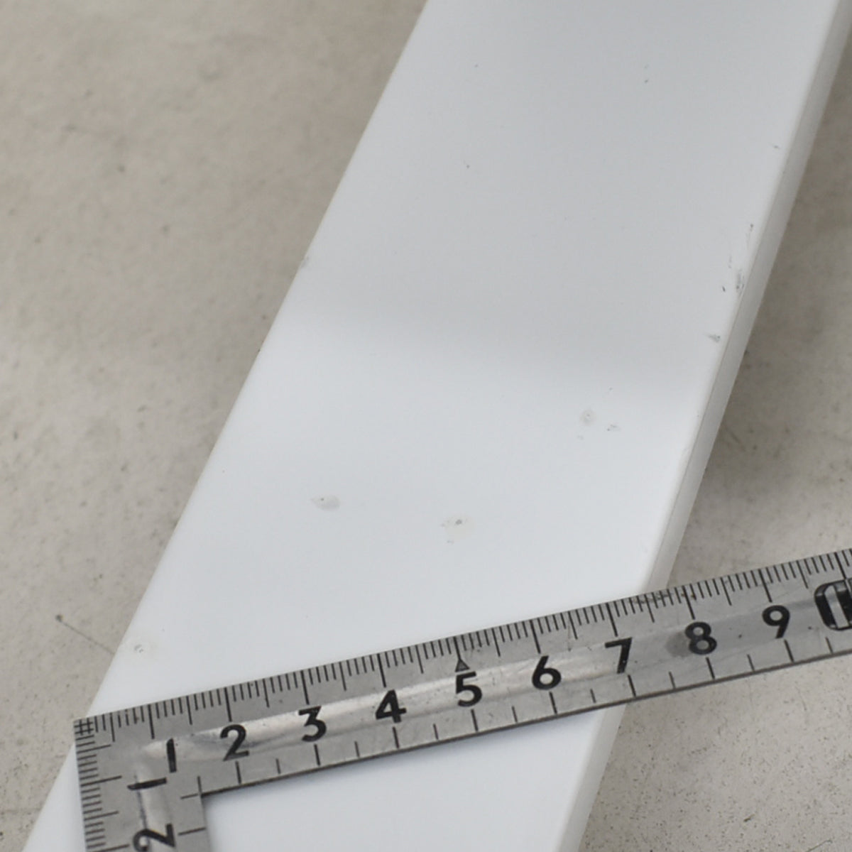 【中古】オカムラ スイフト 電動昇降デスク スムースフォルムエッジ コントロールボタンタイプ インジケーター付メモリー機能 幅1350 2025101701【中古オフィス家具】