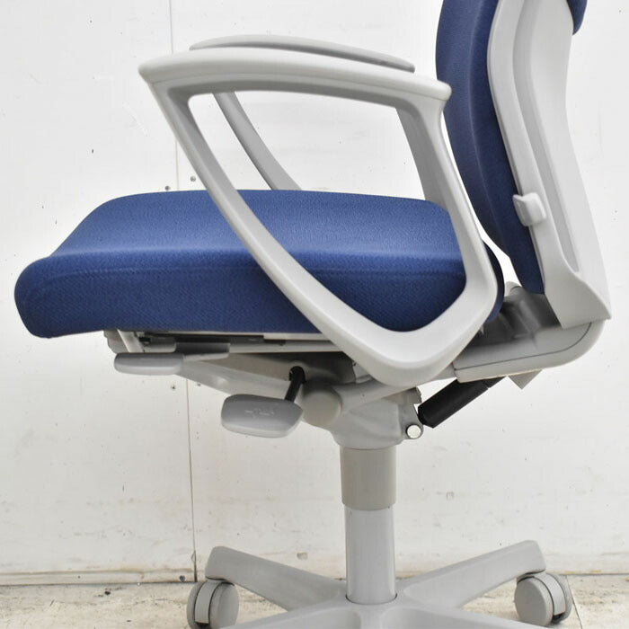 オカムラ エスクード ローバック 固定肘 ランバーサポート 2023041003【中古オフィス家具】【中古】