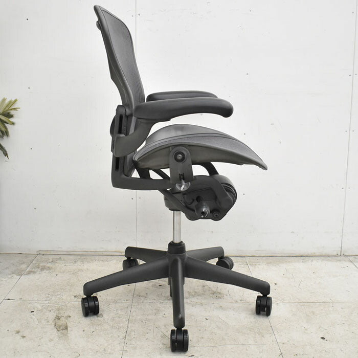 ハーマンミラー Hermanmilller アーロンチェア Aサイズ ランバーサポート 2023041401【中古オフィス家具】【中古】