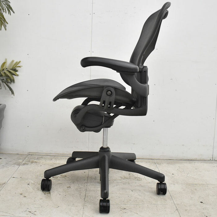ハーマンミラー Hermanmilller アーロンチェア Bサイズ ランバーサポート 2023041501【中古オフィス家具】【中古】