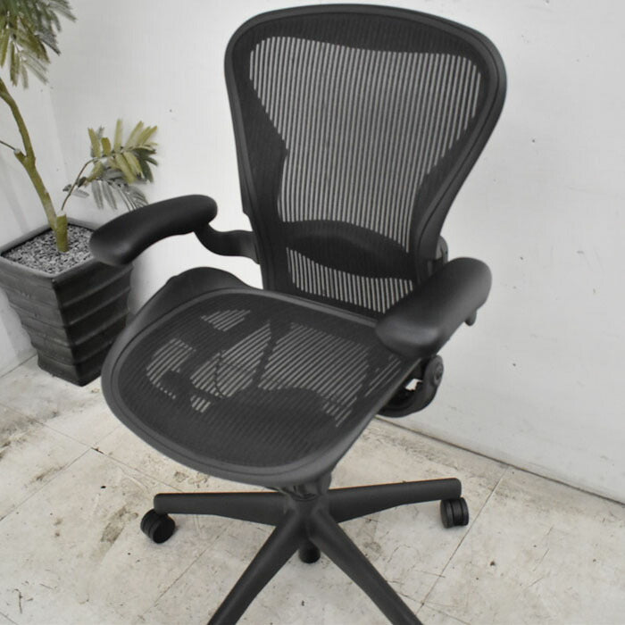 ハーマンミラー Hermanmilller アーロンチェア Bサイズ ランバーサポート 2023041505【中古オフィス家具】【中古】